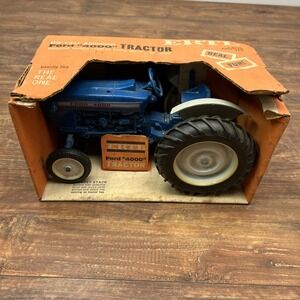 VTG ERTL 1970s FORD 4000 TRACTOR 11"  DIE CAST METAL TRACTOR No Stack Orange Box